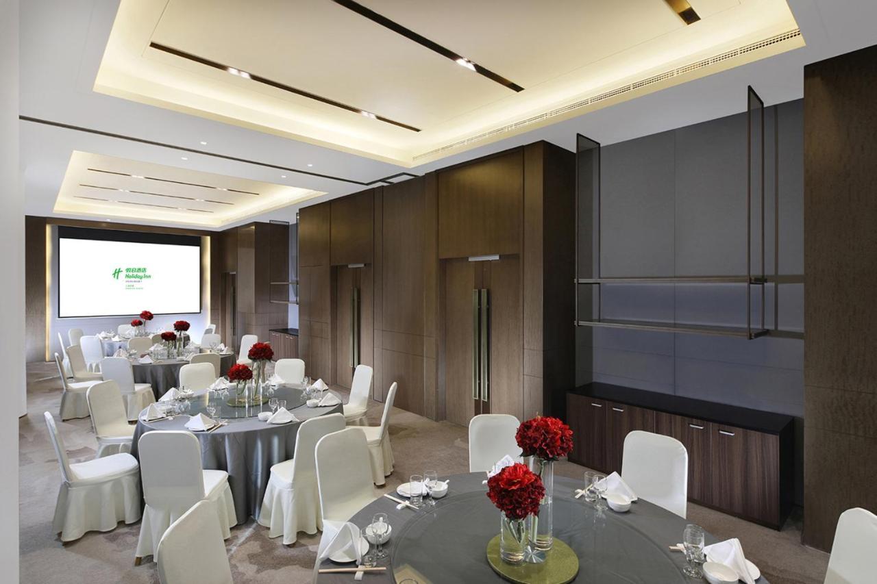Holiday Inn Shanghai Huaxia By Ihg - Overlooking City Scenery At Sky View Restaurant Eksteriør bilde